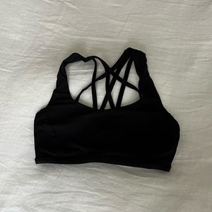Lululemon sports bra